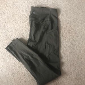 Lululemon leggings